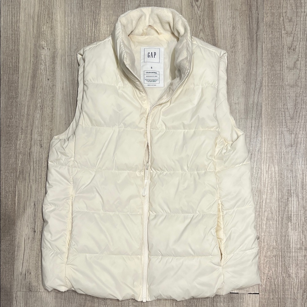GAP Off-White Quilted Vest